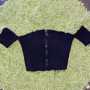 Zip Up Off the Shoulders Crop Top